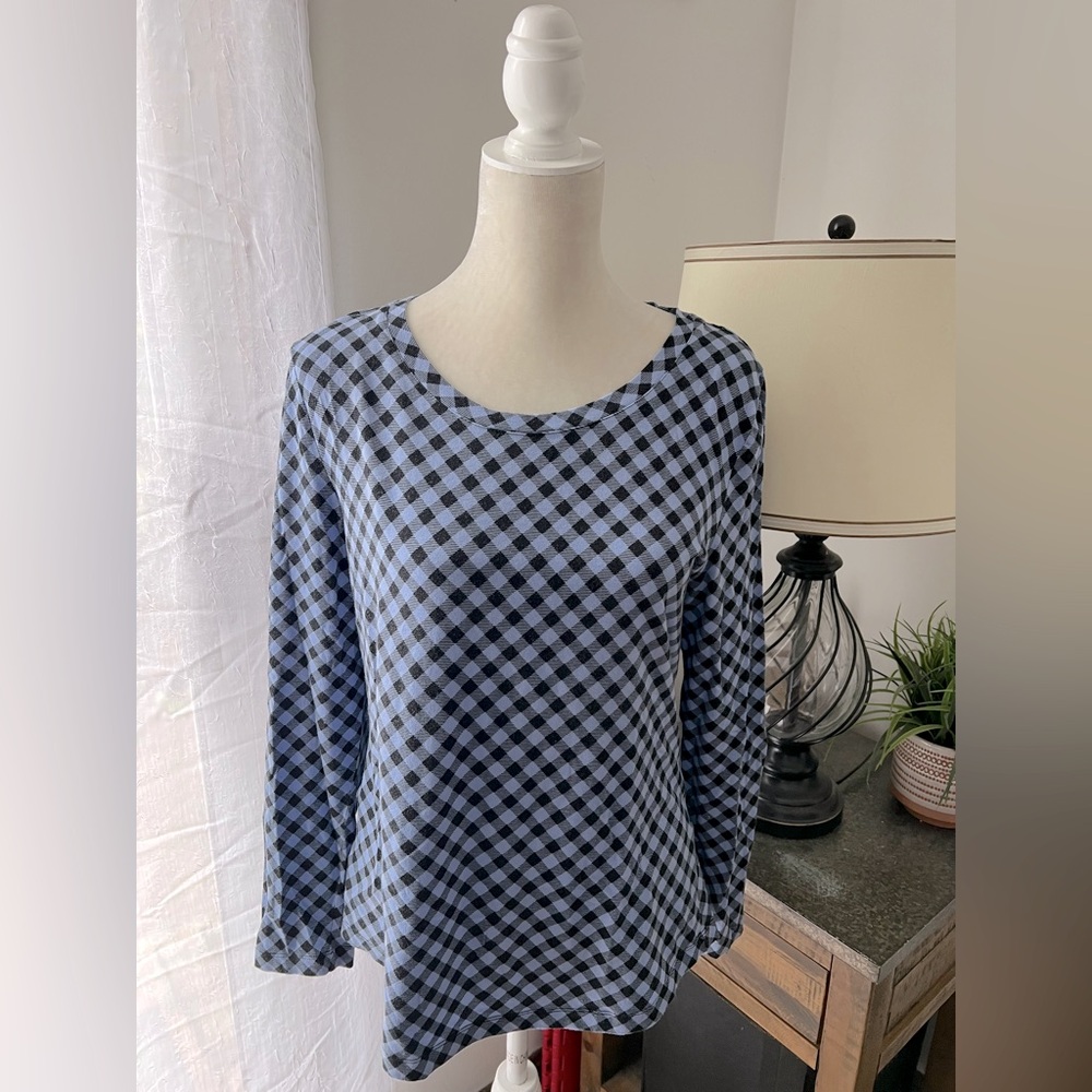 Vera Bradley Blue and Black Check pajama top